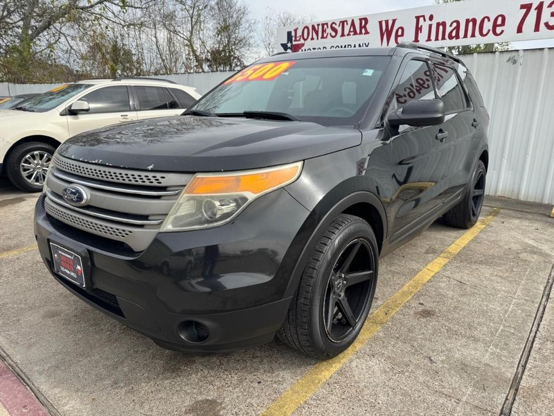 Ford Explorer Vehicle Full-screen Gallery Image 02