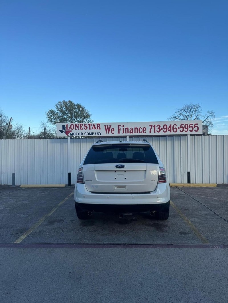 Ford Edge Vehicle Full-screen Gallery Image 04