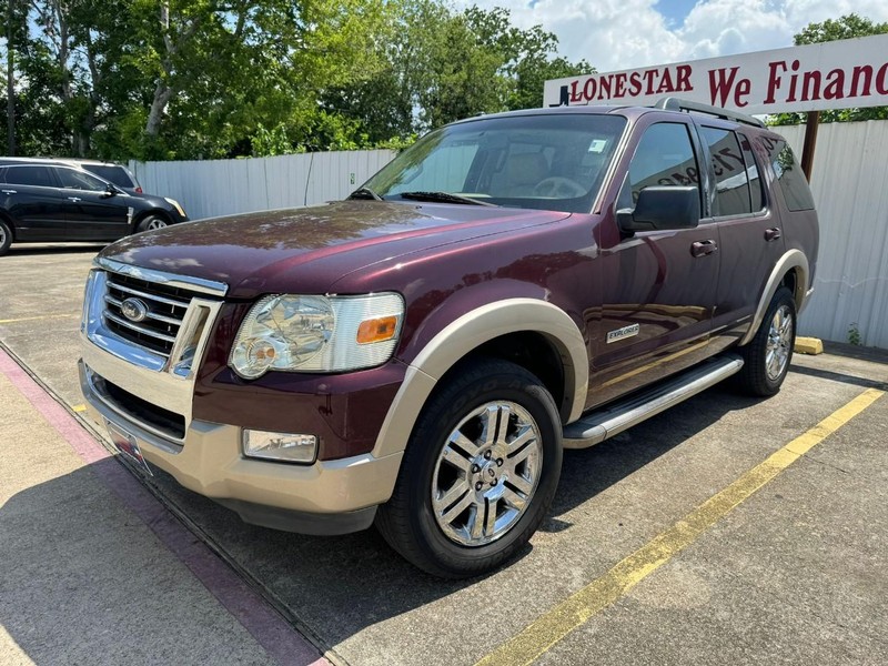 Ford Explorer Vehicle Full-screen Gallery Image 02