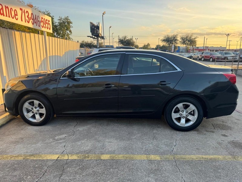 Chevrolet Malibu Vehicle Full-screen Gallery Image 08