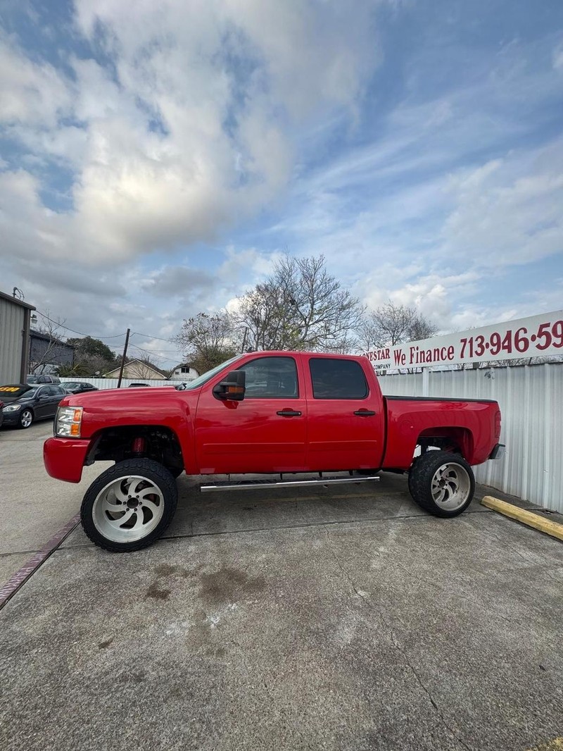 Chevrolet Silverado 1500 Vehicle Full-screen Gallery Image 07