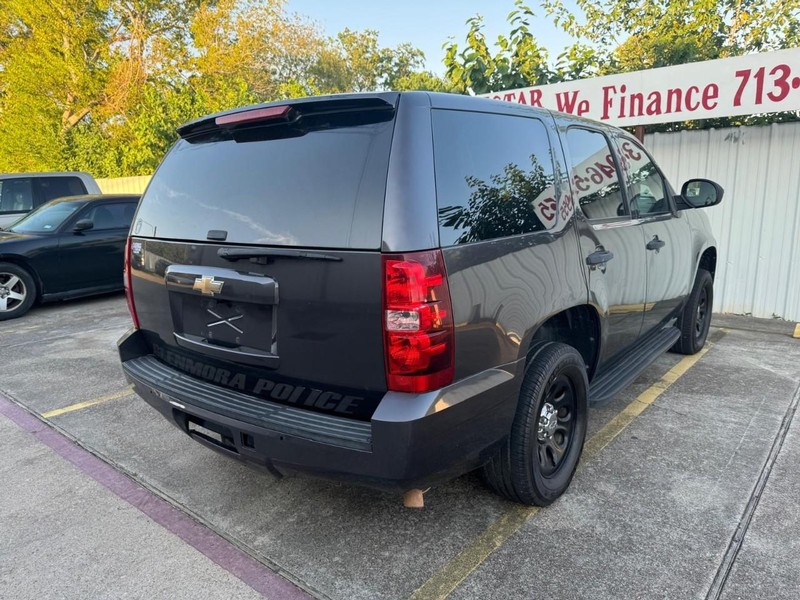 Chevrolet Tahoe Vehicle Full-screen Gallery Image 05