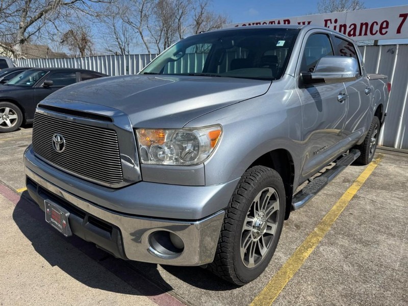 Toyota Tundra 2WD Truck Vehicle Full-screen Gallery Image 02