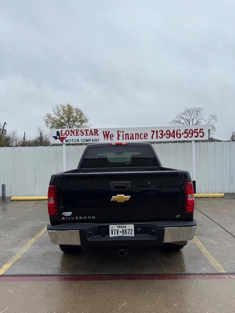 Chevrolet Silverado 1500 Vehicle Full-screen Gallery Image 04