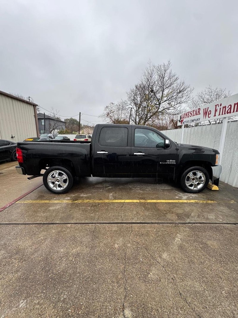 Chevrolet Silverado 1500 Vehicle Full-screen Gallery Image 07