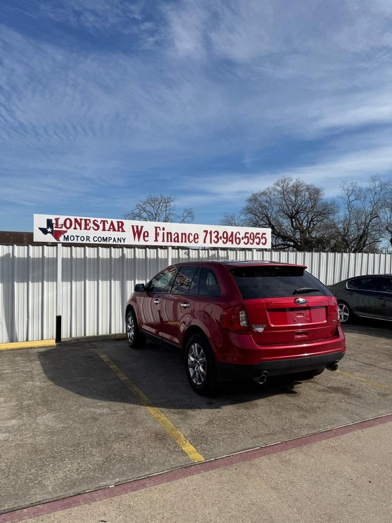 Ford Edge Vehicle Full-screen Gallery Image 06