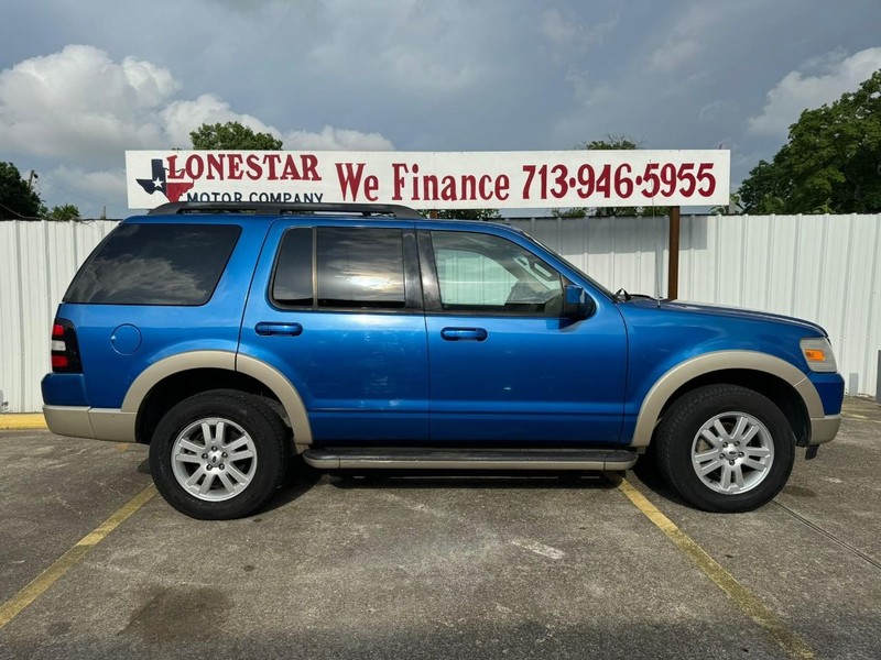 Ford Explorer Vehicle Full-screen Gallery Image 07