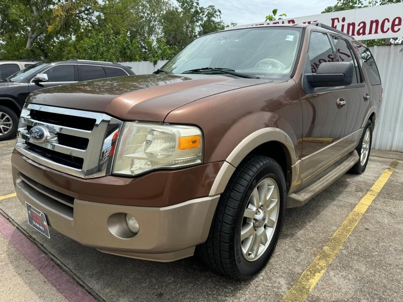 Ford Expedition Vehicle Full-screen Gallery Image 02