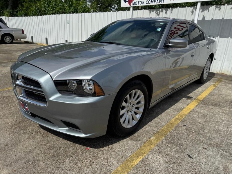 Dodge Charger Vehicle Full-screen Gallery Image 02