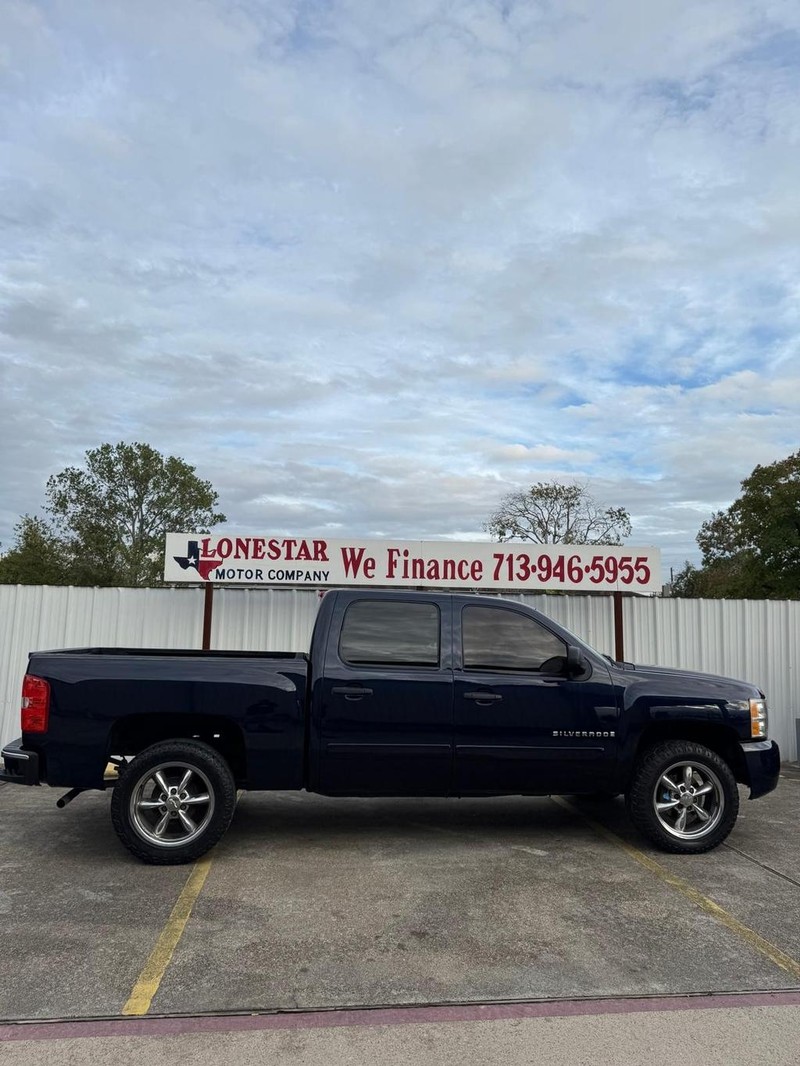 Chevrolet Silverado 1500 Vehicle Full-screen Gallery Image 08