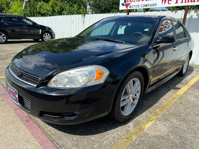 Chevrolet Impala Vehicle Full-screen Gallery Image 02