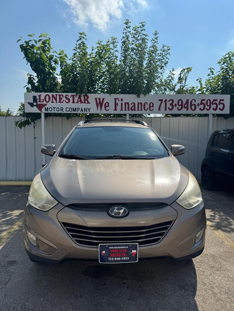 Hyundai Tucson Vehicle Full-screen Gallery Image 03