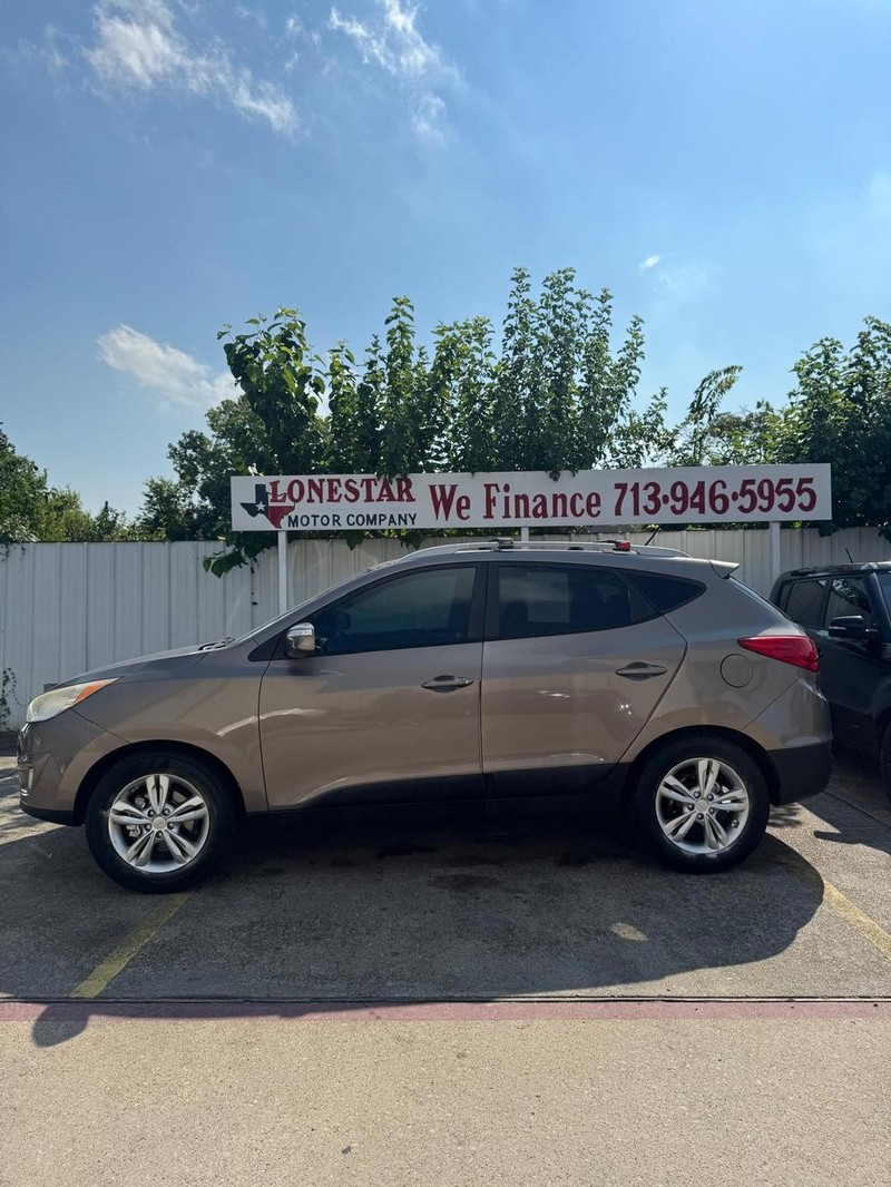 Hyundai Tucson Vehicle Full-screen Gallery Image 07