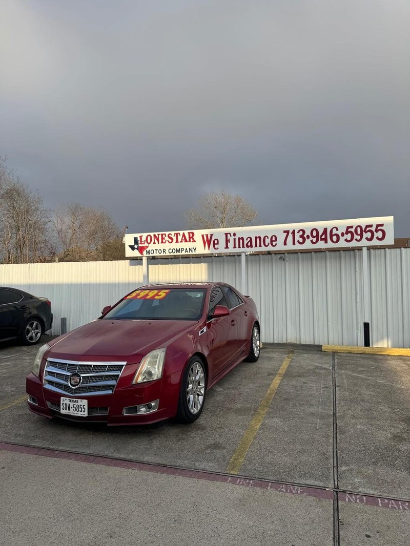 Cadillac CTS Sedan Vehicle Full-screen Gallery Image 02