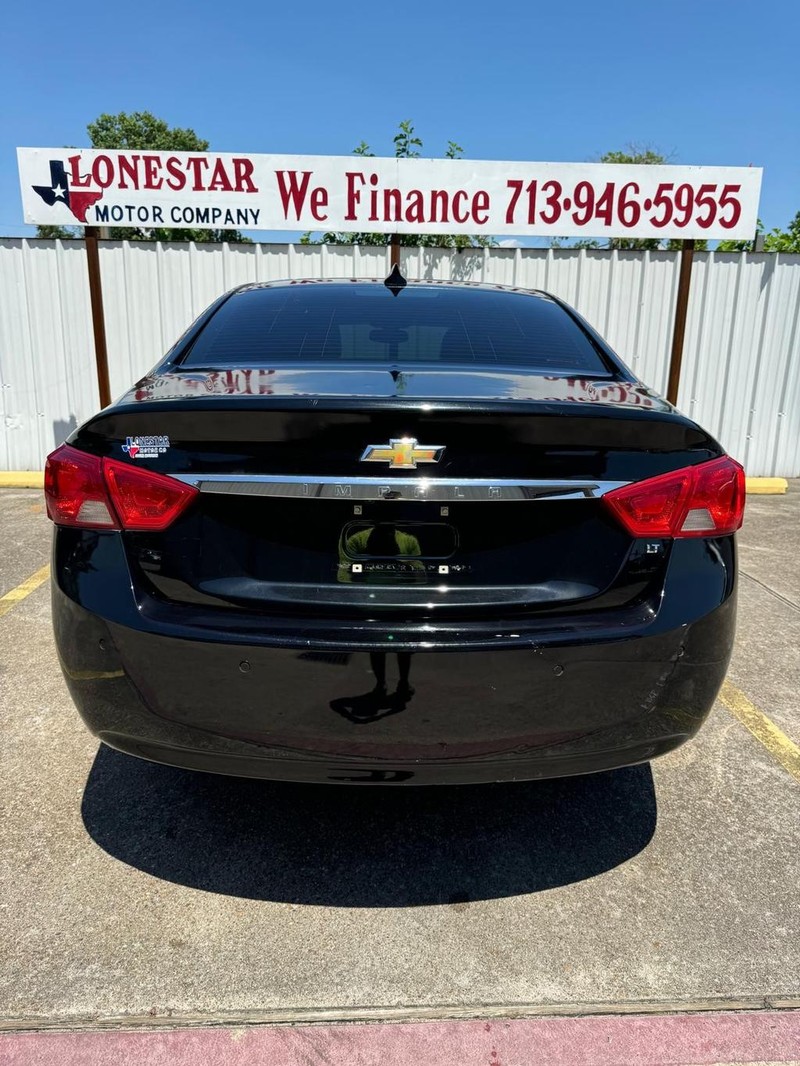 Chevrolet Impala Vehicle Full-screen Gallery Image 04