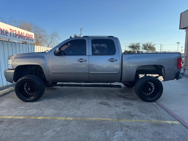 Chevrolet Silverado 1500 Vehicle Full-screen Gallery Image 08