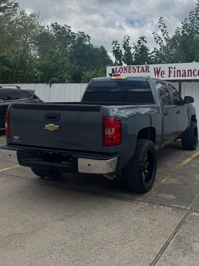 Chevrolet Silverado 1500 Vehicle Full-screen Gallery Image 06