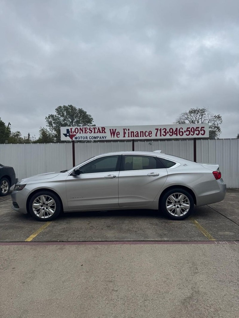 Chevrolet Impala Vehicle Full-screen Gallery Image 07