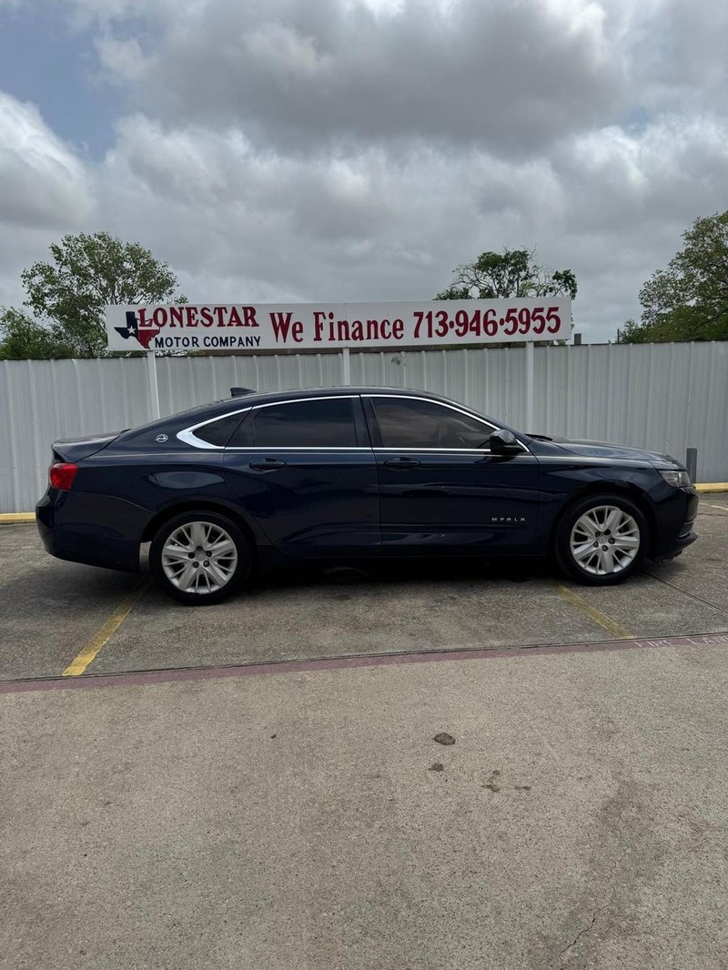 Chevrolet Impala Vehicle Full-screen Gallery Image 07