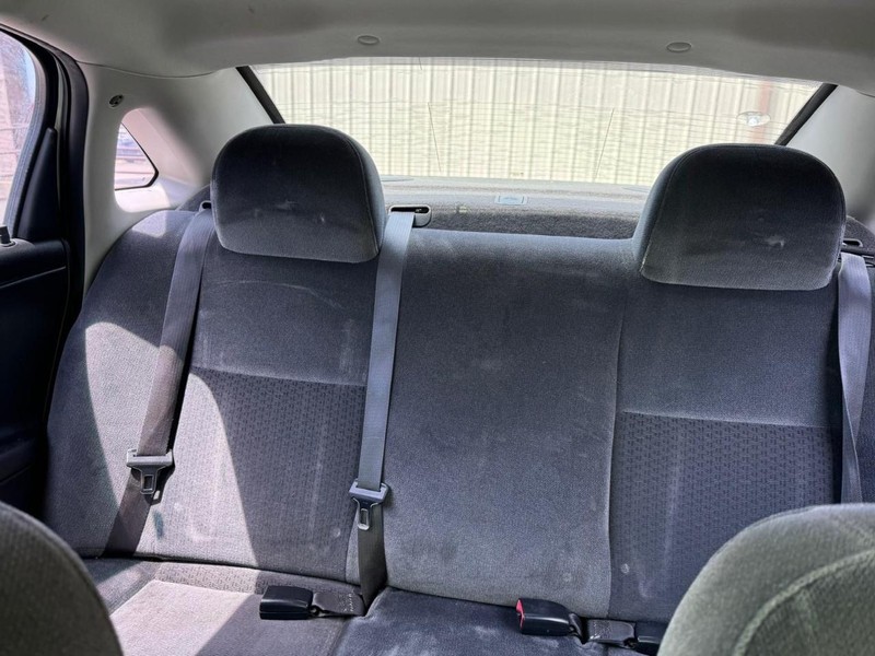 Chevrolet Impala Vehicle Full-screen Gallery Image 10