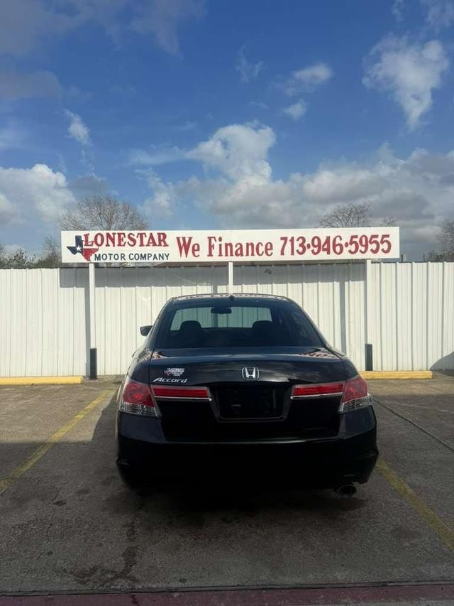 Honda Accord Sedan Vehicle Full-screen Gallery Image 04