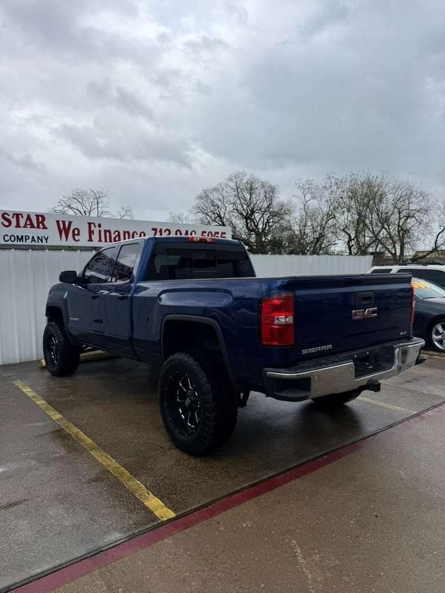 GMC Sierra 1500 Vehicle Full-screen Gallery Image 05