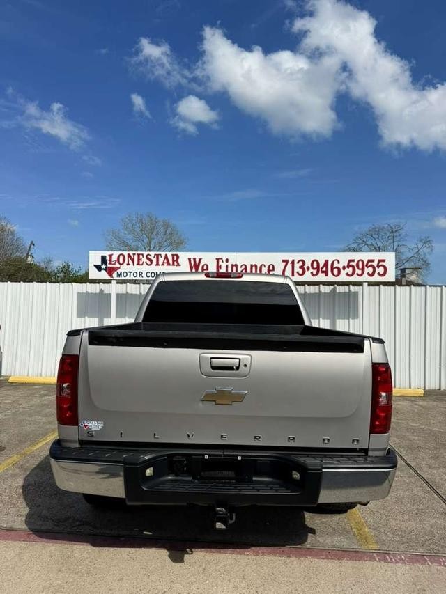 Chevrolet Silverado 1500 Vehicle Full-screen Gallery Image 04