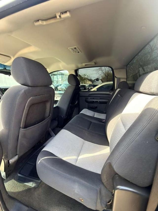 Chevrolet Silverado 1500 Vehicle Full-screen Gallery Image 08