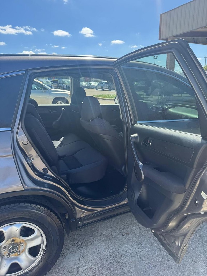 Honda CR-V Vehicle Full-screen Gallery Image 10