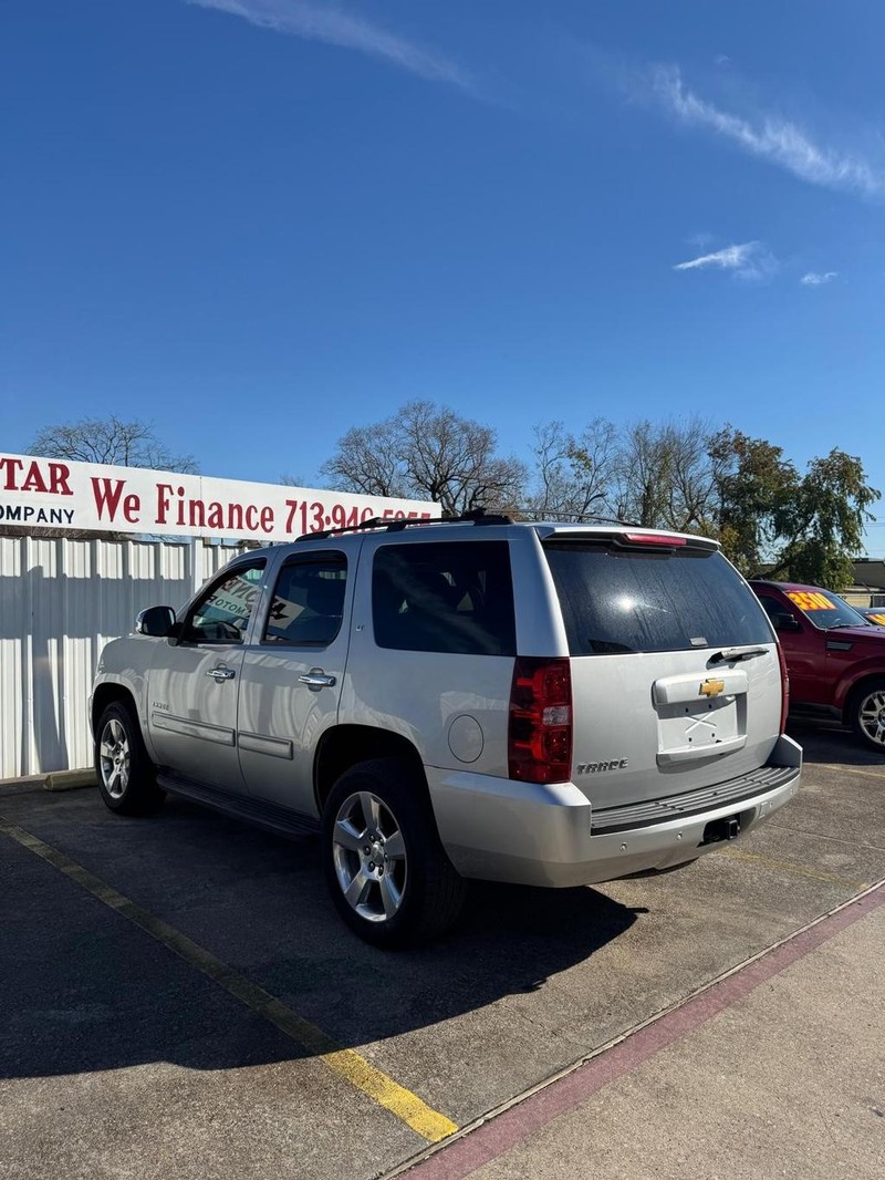 Chevrolet Tahoe Vehicle Full-screen Gallery Image 05
