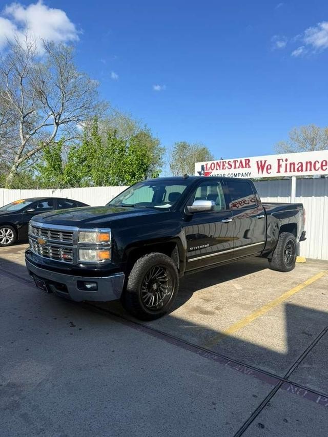 Chevrolet Silverado 1500 Vehicle Full-screen Gallery Image 02