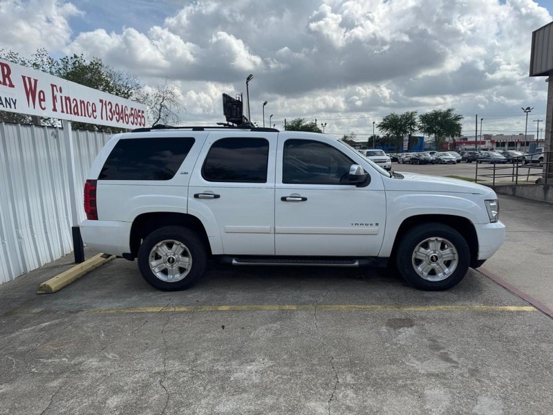 Chevrolet Tahoe Vehicle Full-screen Gallery Image 07