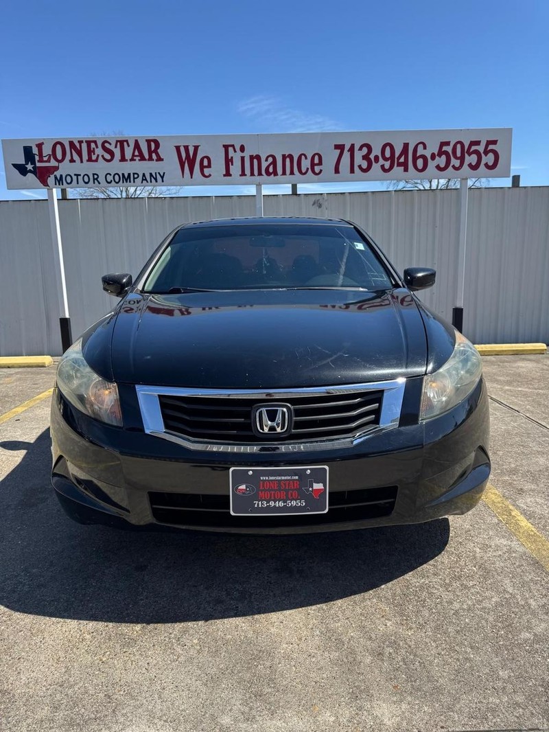 Honda Accord Sedan Vehicle Full-screen Gallery Image 03