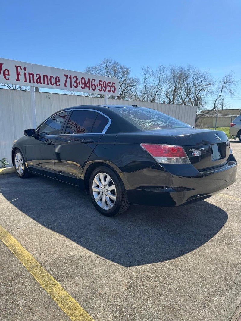 Honda Accord Sedan Vehicle Full-screen Gallery Image 05