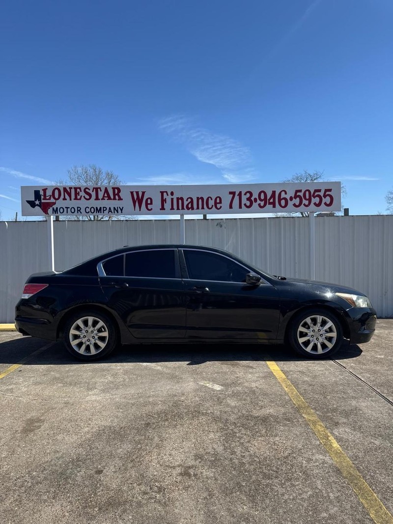 Honda Accord Sedan Vehicle Full-screen Gallery Image 07