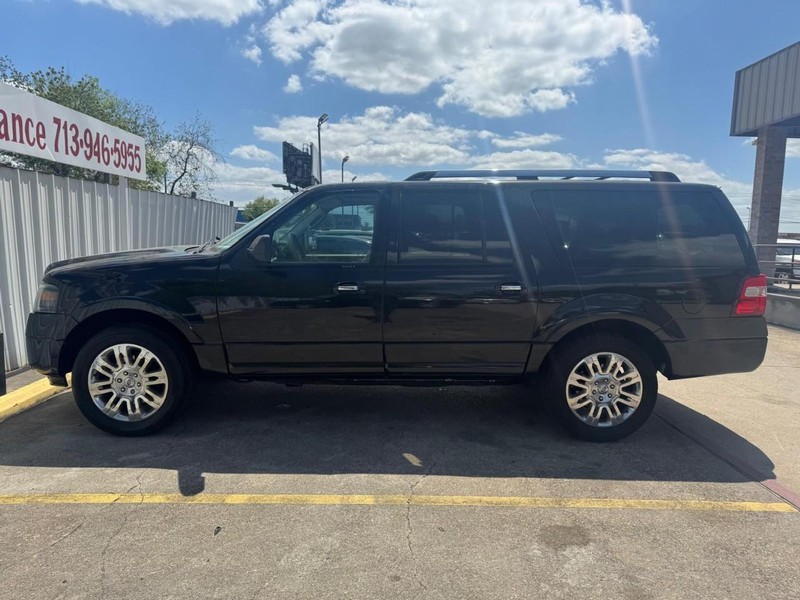 Ford Expedition EL Vehicle Full-screen Gallery Image 08