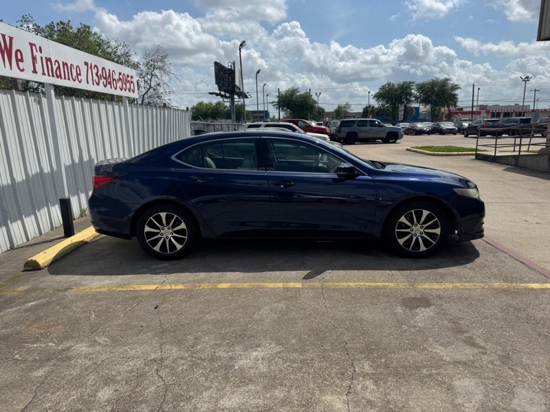 Acura TLX Vehicle Full-screen Gallery Image 07