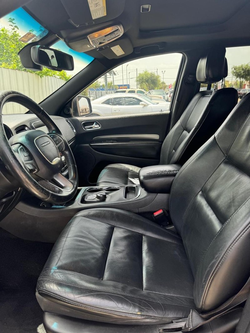 Dodge Durango Vehicle Full-screen Gallery Image 08