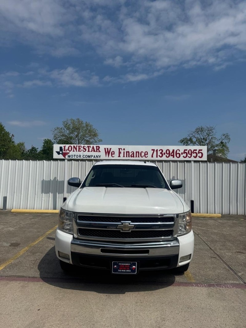 Chevrolet Silverado 1500 Vehicle Full-screen Gallery Image 03
