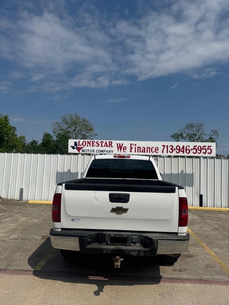 Chevrolet Silverado 1500 Vehicle Full-screen Gallery Image 04