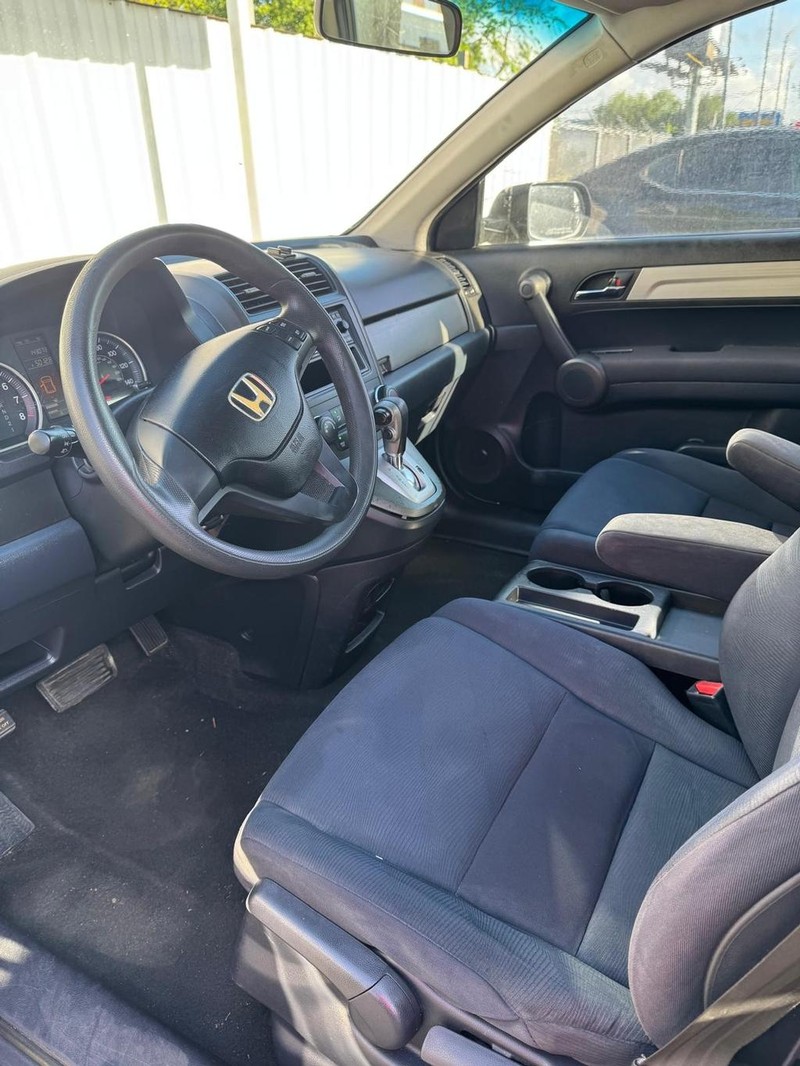 Honda CR-V Vehicle Full-screen Gallery Image 08