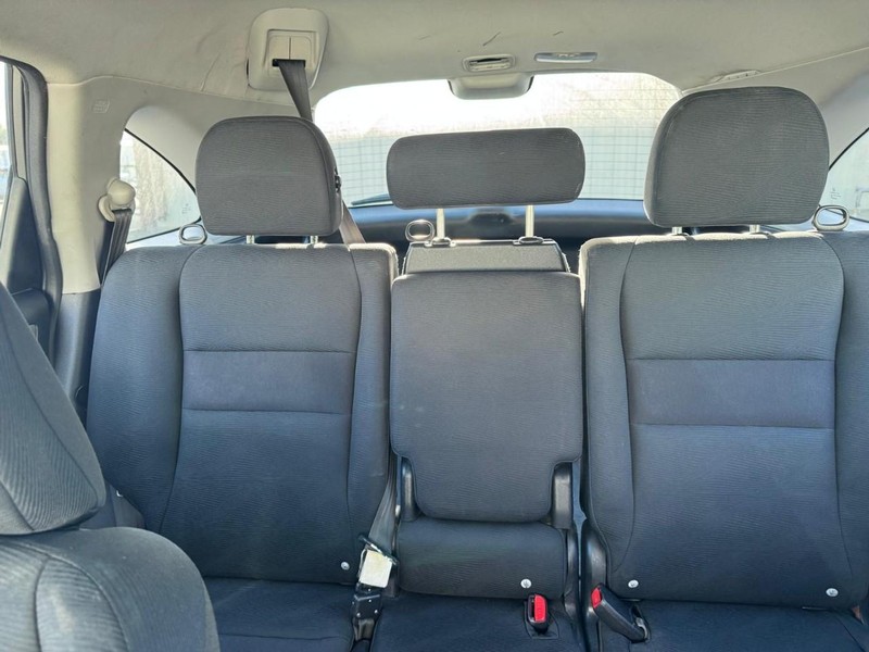 Honda CR-V Vehicle Full-screen Gallery Image 10