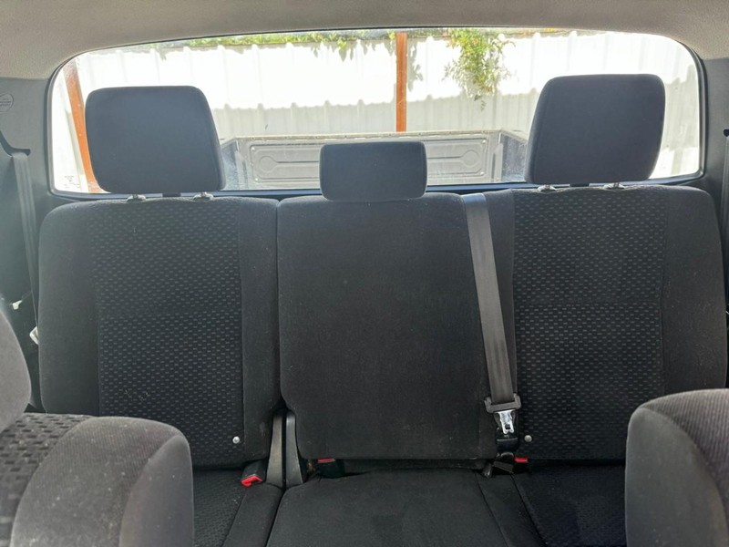 Toyota Tundra 4WD Truck Vehicle Full-screen Gallery Image 10