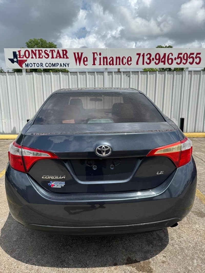 Toyota Corolla Vehicle Full-screen Gallery Image 04