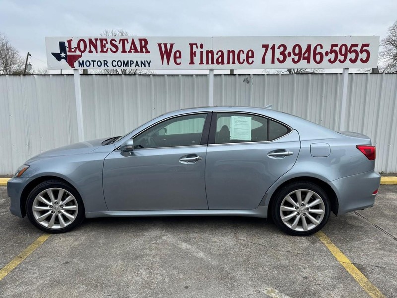 Lexus IS 250 Vehicle Full-screen Gallery Image 07