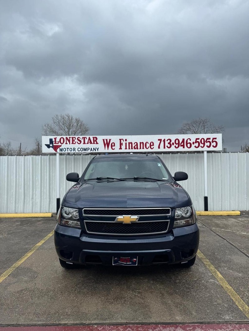 Chevrolet Tahoe Vehicle Full-screen Gallery Image 03