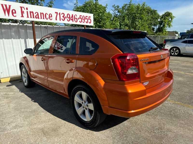Dodge Caliber Vehicle Full-screen Gallery Image 06