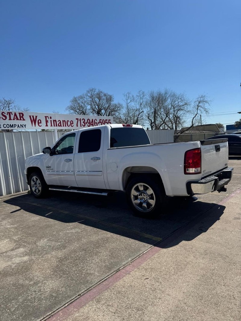 GMC Sierra 1500 Vehicle Full-screen Gallery Image 05