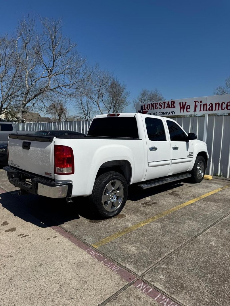 GMC Sierra 1500 Vehicle Full-screen Gallery Image 06