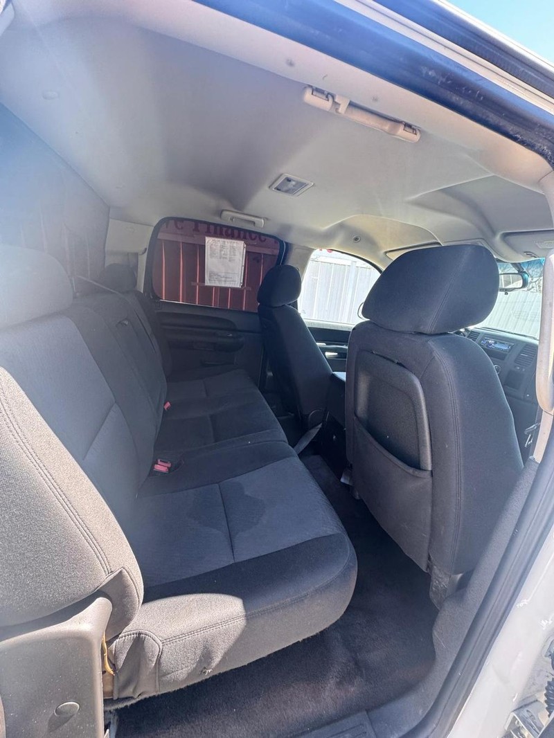 GMC Sierra 1500 Vehicle Full-screen Gallery Image 08